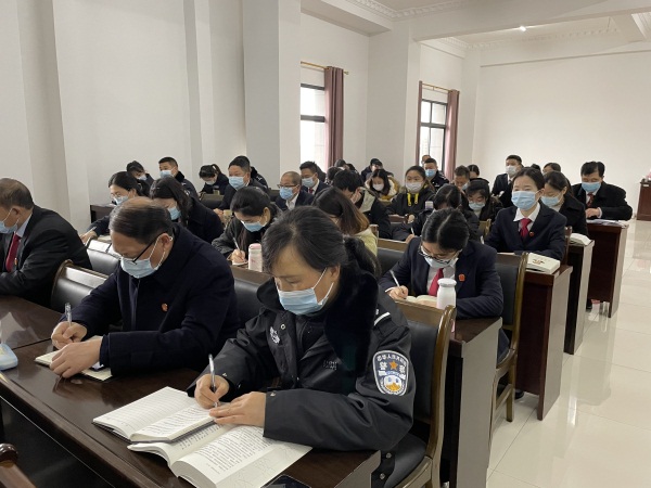 （配图2）当阳法院组织召开党风廉政建设及反腐败工作暨警示教育会议.jpg