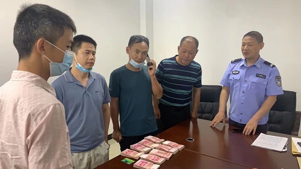 配图“村民诚信档案建设”促法院交通事故案执行_副本.jpg