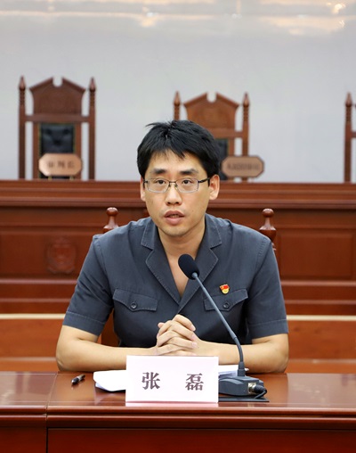 配图当阳法院召开党风廉政建设宣教月警示教育大会-张院长_副本.jpg